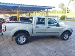 FORD - RANGER - 2010/2011 - Prata - R$ 64.000,00