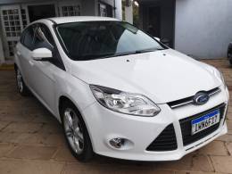 FORD - FOCUS - 2015/2015 - Branca - R$ 56.000,00