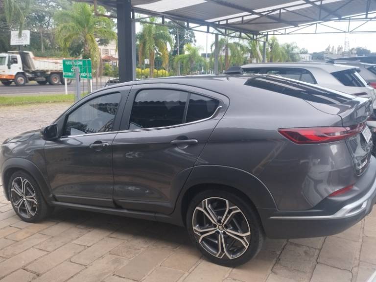 FIAT - FASTBACK - 2023/2023 - Cinza - R$ 119.900,00