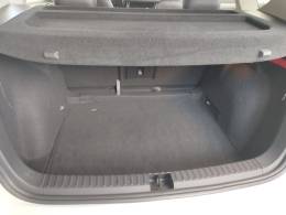 VOLKSWAGEN - TAOS - 2021/2022 - Branca - R$ 128.000,00