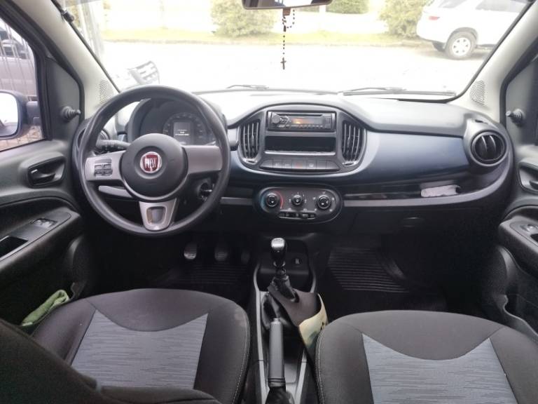 FIAT - UNO - 2017/2017 - Cinza - R$ 44.000,00