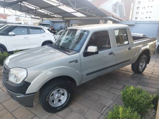 FORD - RANGER - 2010/2011 - Prata - R$ 64.000,00