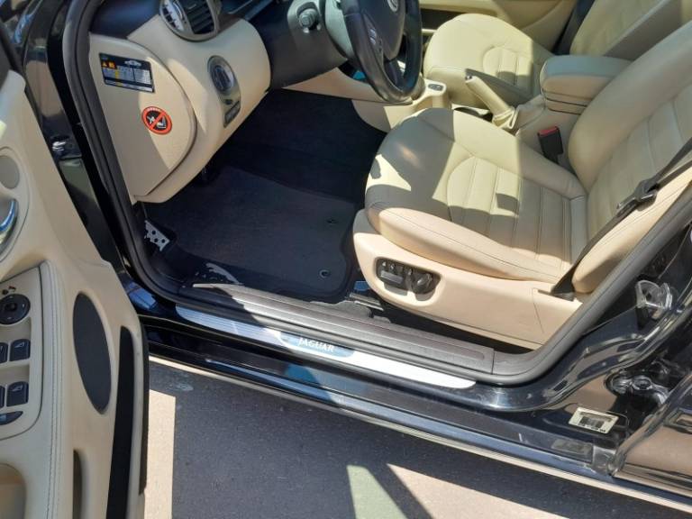 JAGUAR - X-TYPE - 2009/2009 - Preta - R$ 93.000,00