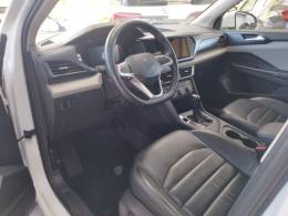 VOLKSWAGEN - TAOS - 2021/2022 - Branca - R$ 128.000,00