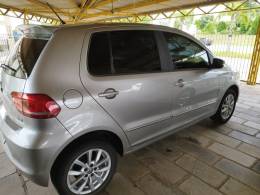 VOLKSWAGEN - FOX - 2015/2015 - Prata - R$ 46.000,00