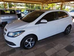 CHEVROLET - ONIX - 2014/2015 - Branca - R$ 49.900,00