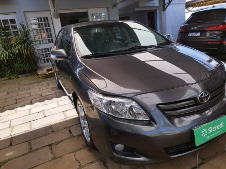 TOYOTA - COROLLA - 2008/2009 - Cinza - R$ 55.500,00