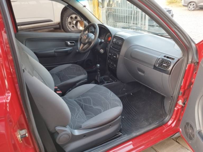 FIAT - STRADA - 2016/2016 - Vermelha - R$ 49.900,00