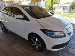 CHEVROLET - ONIX - 2014/2015 - Branca - R$ 49.900,00
