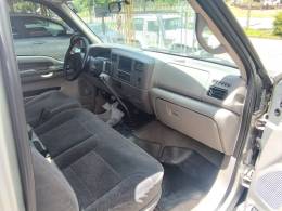 FORD - F-250 - 2001/2001 - Prata - R$ 169.000,00