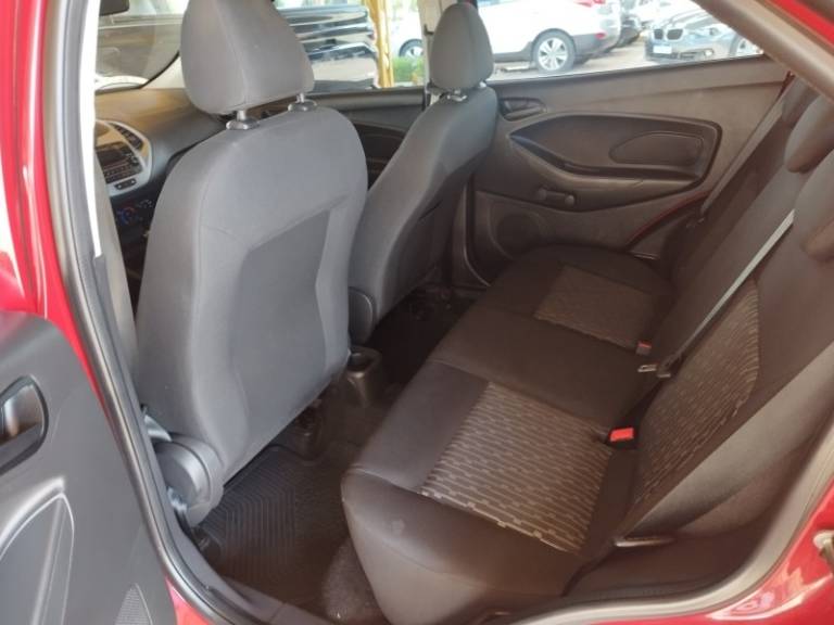 FORD - KA - 2019/2020 - Vermelha - R$ 53.000,00