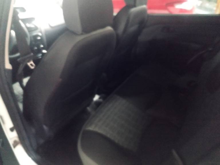 FIAT - PALIO - 2012/2012 - Branca - R$ 43.000,00